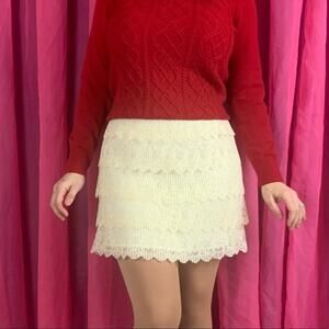 Caitlin Michelle Tiered pleated lace mini skirt with scalloped edge, 4